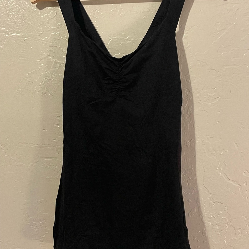 Lululemon Cross-back Tank - Picture 1 of 4